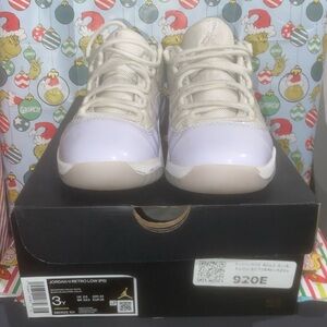 Jordan 11 Retro Low